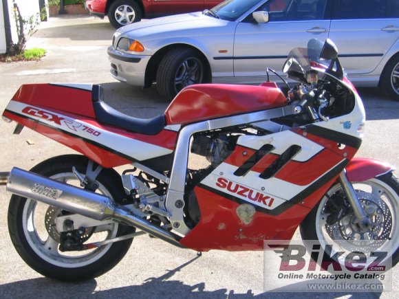 1989 suzuki gsx-r 750 photo